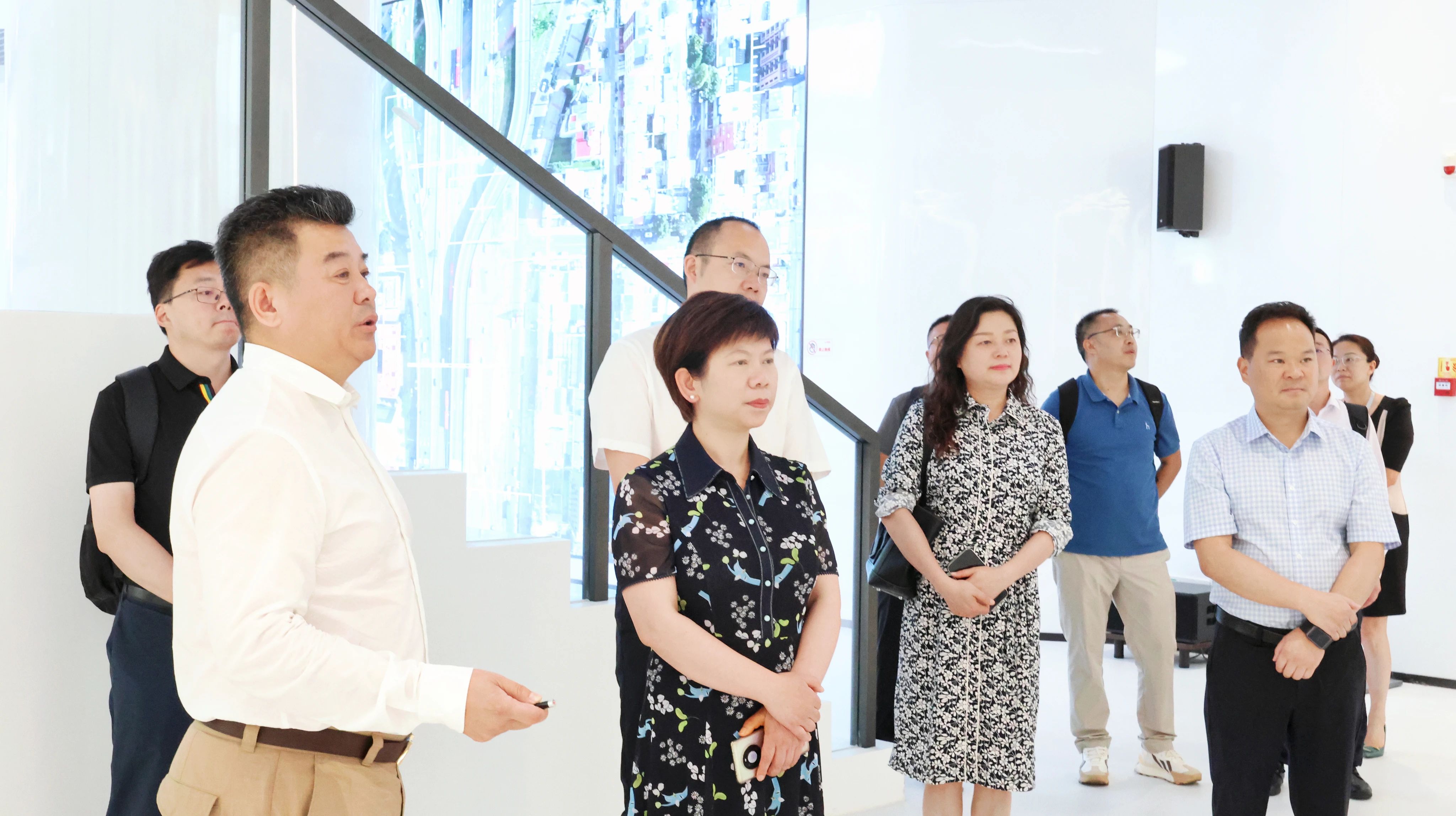 365WM完美与成都市郫都区达成战略合作 推动成都影视城建设