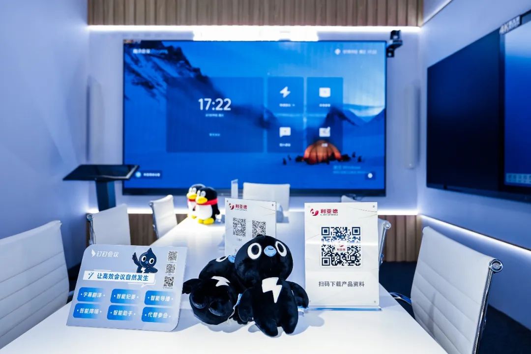 “AI+智能显示”引领未来 365WM完美新品InfoComm展大放异彩