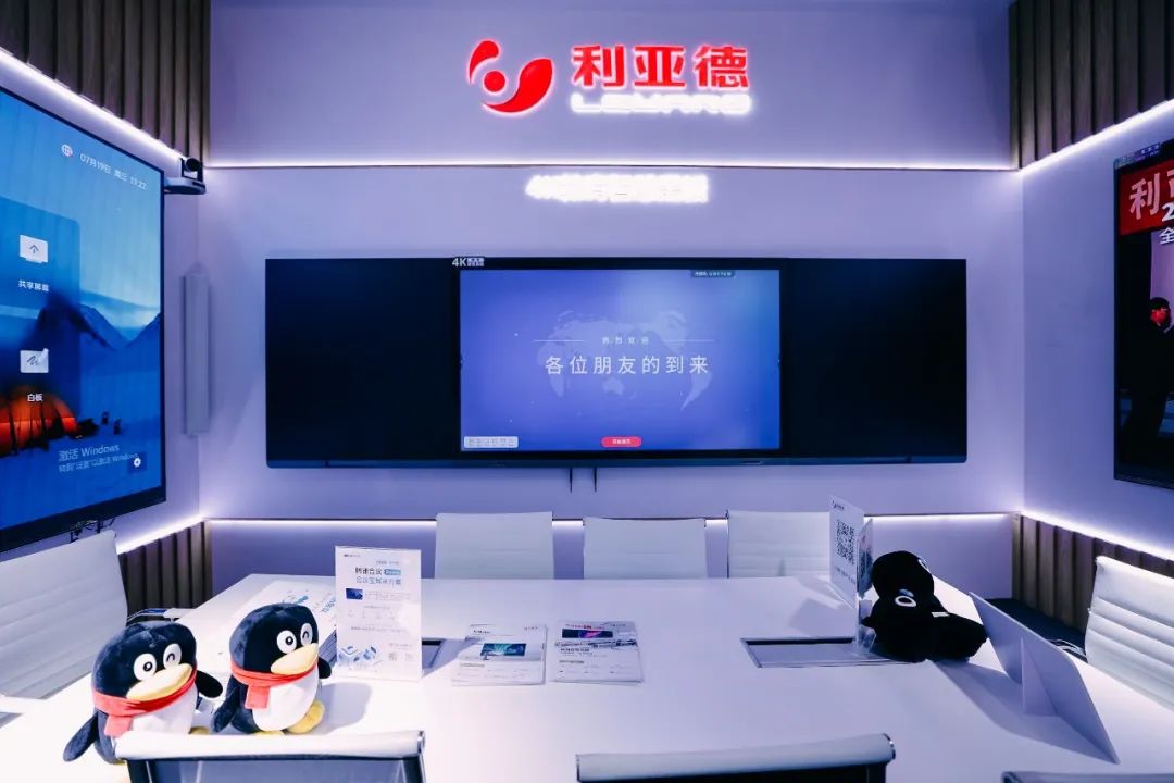 “AI+智能显示”引领未来 365WM完美新品InfoComm展大放异彩